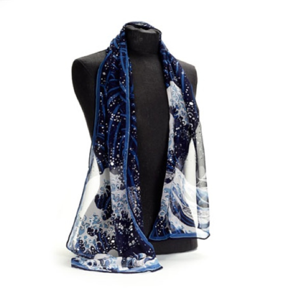 🌊 NWT Fuji Wave Scarf, British Museum 🌊